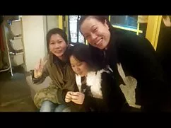 Madre tetona consigu ...