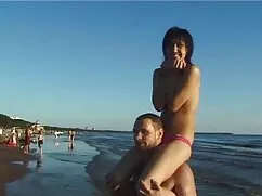 Una madre sensual co ...