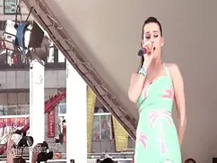 Madre tetona abrió l ...