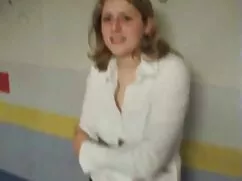 Madre madura empujó  ...