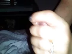 Polla mojada en la v ...