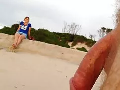 La chica se quedó at ...